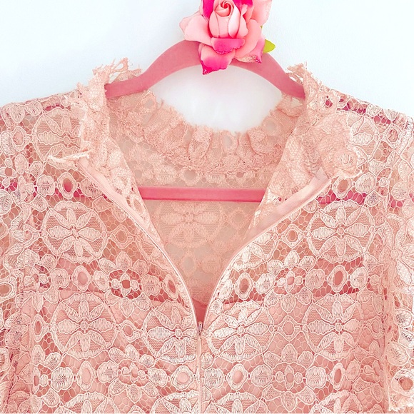 💕Beautiful Blush Pink Lace Midi Dress SZ M (8) - Picture 5 of 13